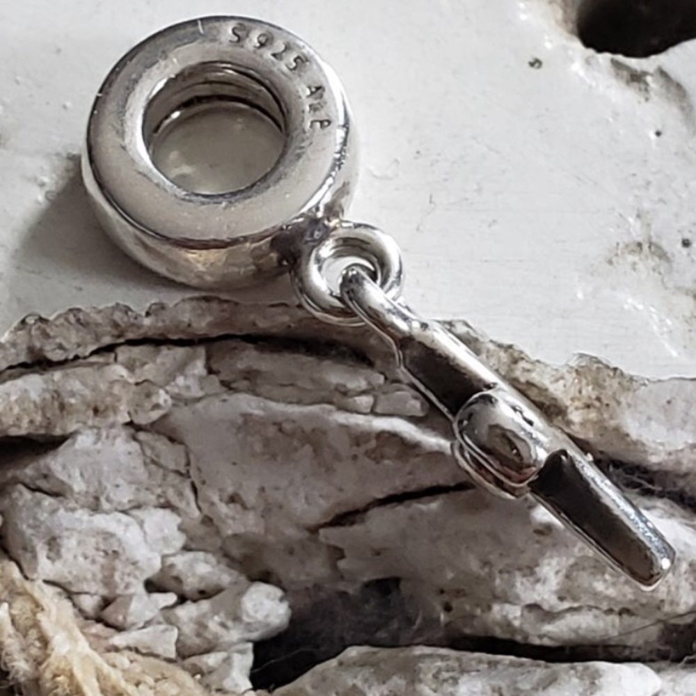 Authentic Pandora charm - Picture 2 of 2